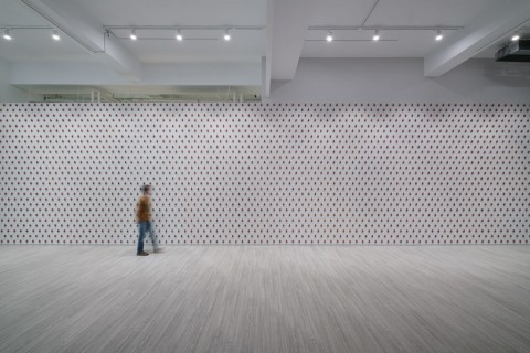 重複的藝術 印尼藝術家瑟提亞萬個展登場 | 中央通訊社