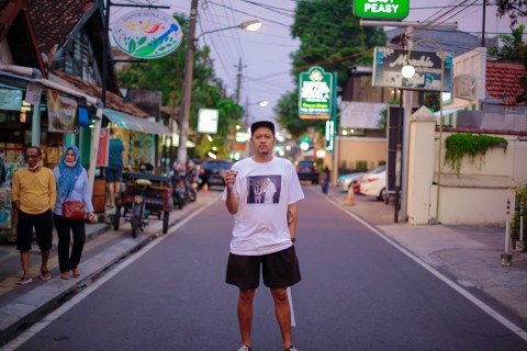 A Special Visual Storyteller/Creative Artist Interview with Agan Harahap | TGH Photography & Travel