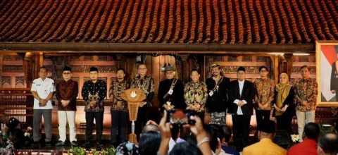 Nasirun & Sujiwo Tejo Collaboration Painting Exhibition | Kompas Gramedia