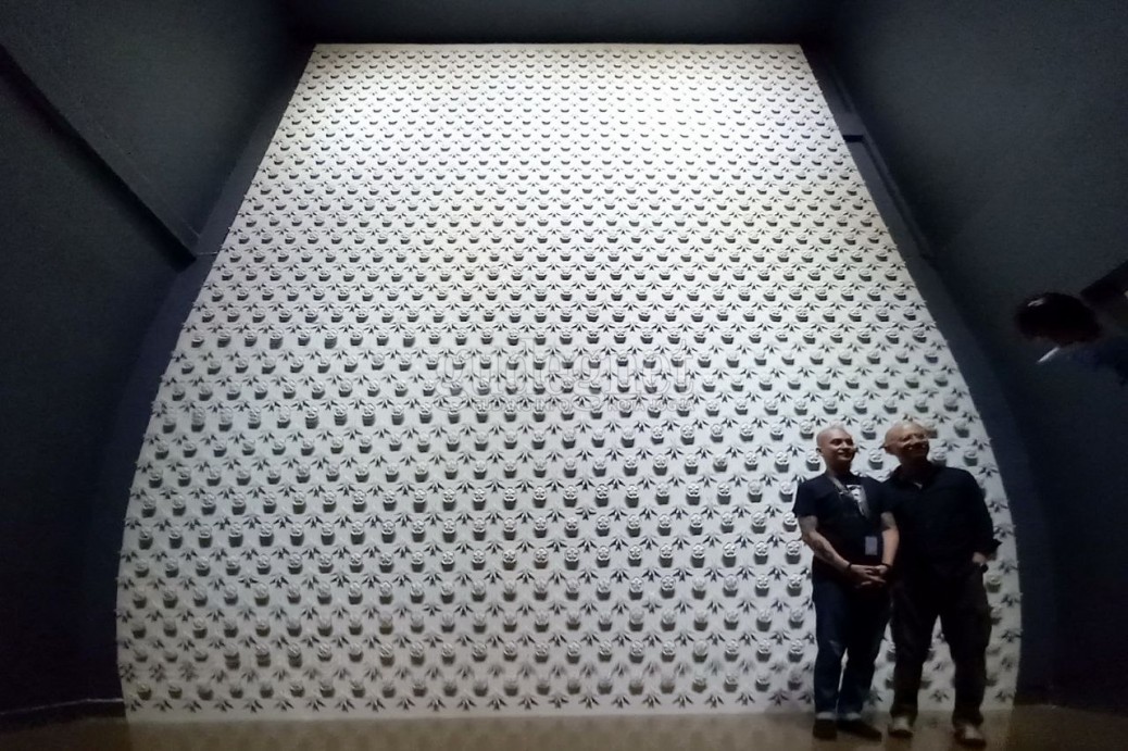 Helios – 2000-an keramik – variable dimensi - Albert Yonathan Setyawan – 2017. (Foto - Moh. Jauhar al-Hakimi)